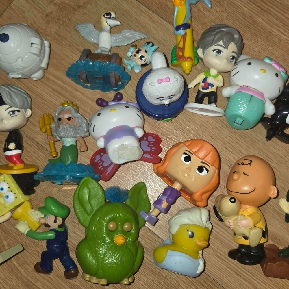 Mixed Toy Figure Lot 18 Pcs) BTS McDonald’s, Furby, SpongeBob etc  pop culture
